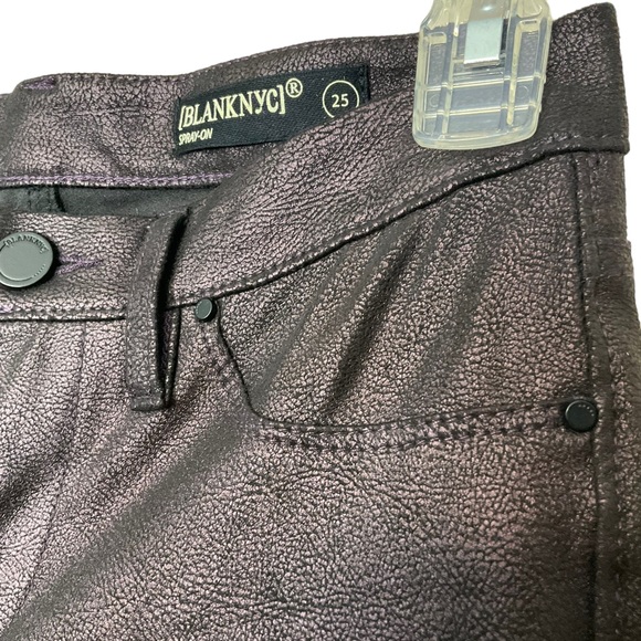 BLANKNYC sz 25 Spray On Super Skinny Jeans Coated Blackish Pink - Picture 3 of 12